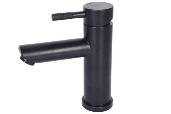 Смеситель для умывальника 35-04 solid black