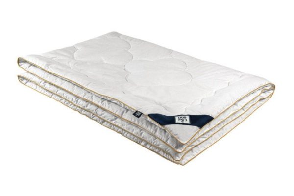 Одеяло EDELSON Fine Wool Кашемир, Зима 200х220 см, Евро