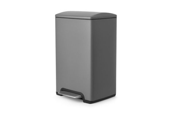 Бак для мусора с крышкой BERKRAFT Quadro 29x46.5x28 см, 15 л