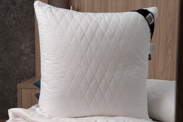 Подушка EDELSON Cotton 70х70 см, Полиэфирное волокно